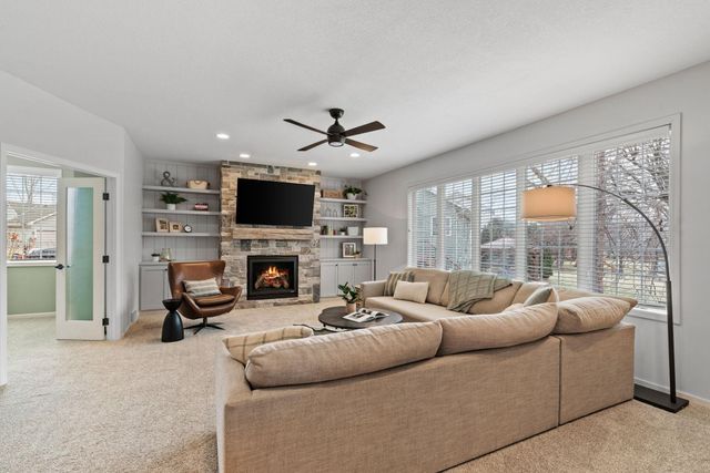 4574 Hummingbird Trail NE, Prior Lake, MN 55372