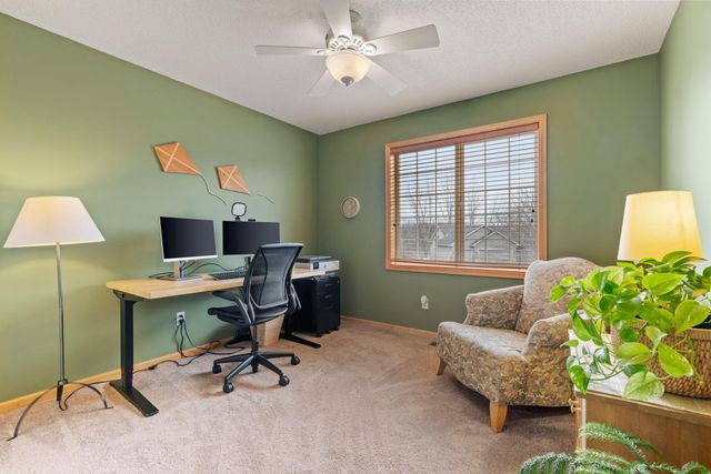 4574 Hummingbird Trail NE, Prior Lake, MN 55372