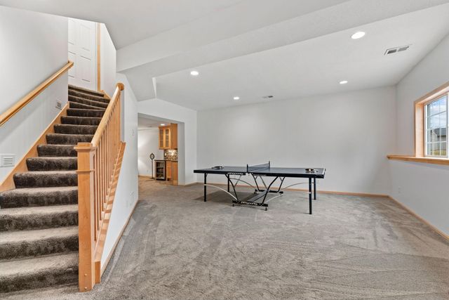 4574 Hummingbird Trail NE, Prior Lake, MN 55372