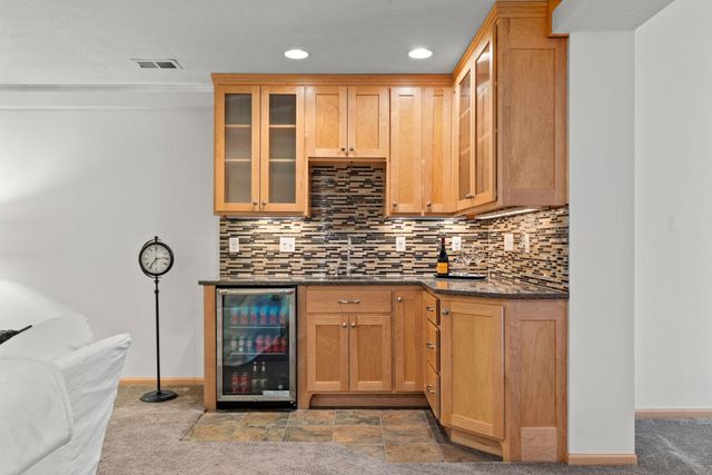 4574 Hummingbird Trail NE, Prior Lake, MN 55372