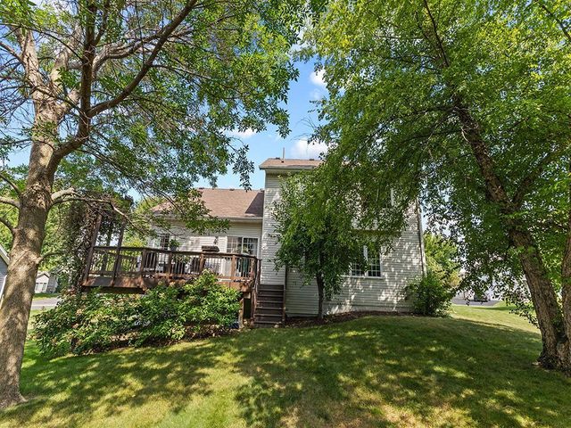 4574 Hummingbird Trail NE, Prior Lake, MN 55372