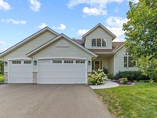 4574 Hummingbird Trail NE, Prior Lake, MN 55372