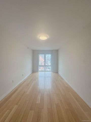 158-15 Union Turnpike 309N, Fresh Meadows, NY 11366