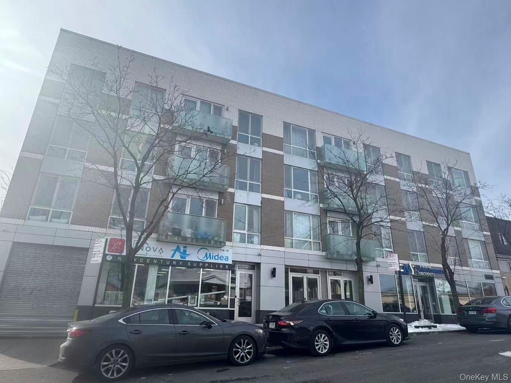 158-15 Union Turnpike 309N, Fresh Meadows, NY 11366