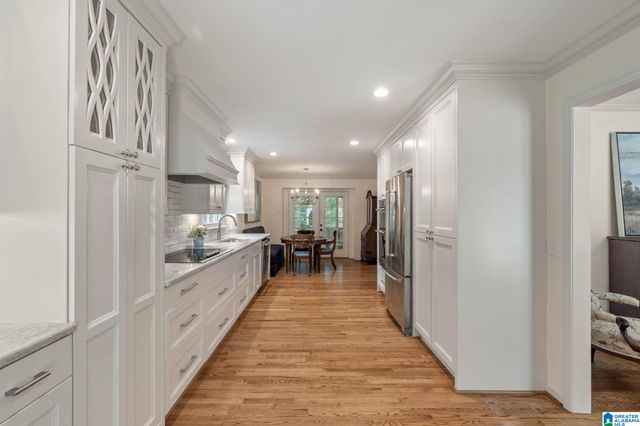 745 BAILEY BROOK CIRCLE, Hoover, AL 35244
