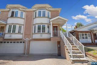 137 Morningside B, Palisades Park, NJ 07650
