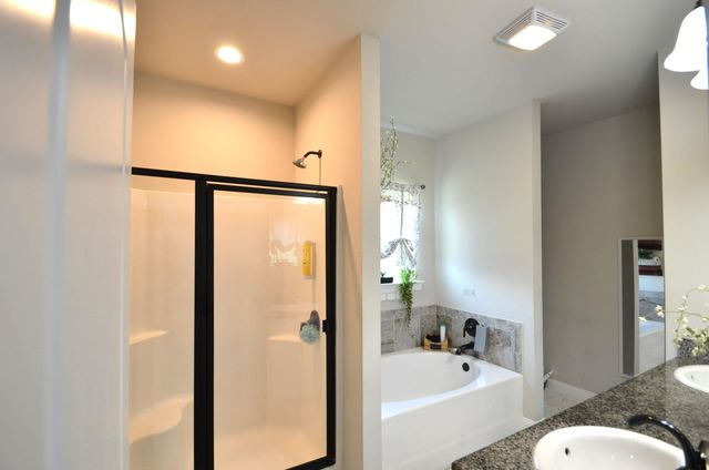 125 Red Maple Dr, Gray, LA 70359