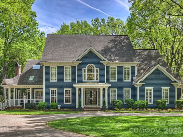 8226 Fairview Road, Charlotte, NC 28226