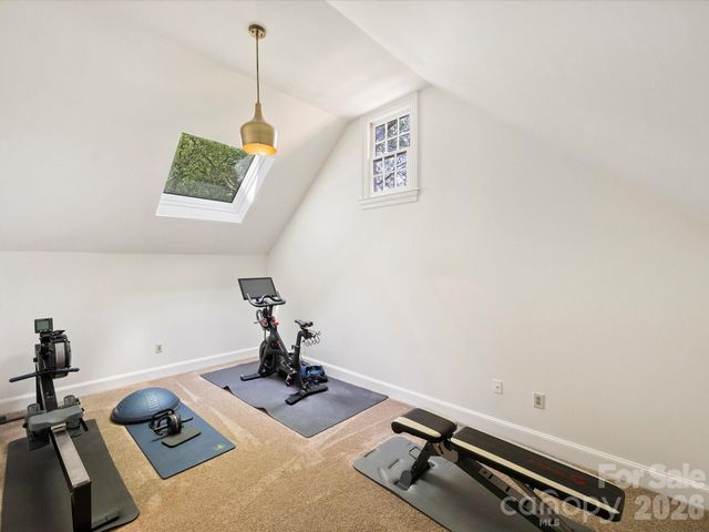 8226 Fairview Road, Charlotte, NC 28226