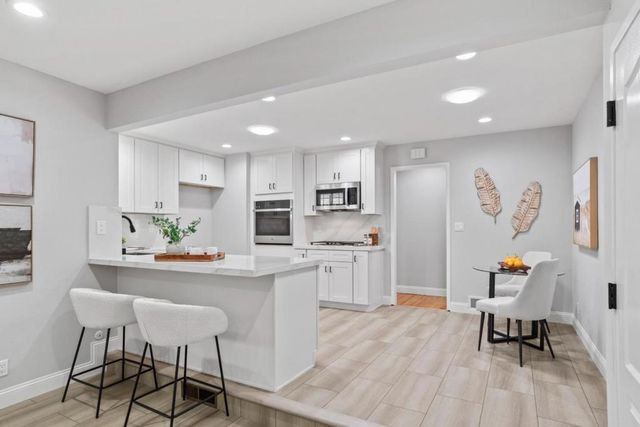 1617 Blackhawk Drive, Sunnyvale, CA 94087