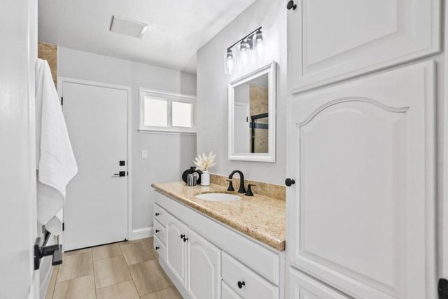 1617 Blackhawk Drive, Sunnyvale, CA 94087