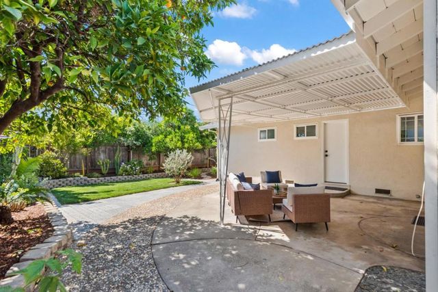1617 Blackhawk Drive, Sunnyvale, CA 94087