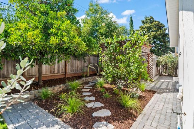 1617 Blackhawk Drive, Sunnyvale, CA 94087