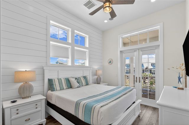186 Sunrise Ave, Port Aransas, TX 78373