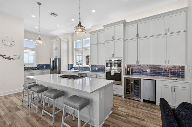 186 Sunrise Ave, Port Aransas, TX 78373