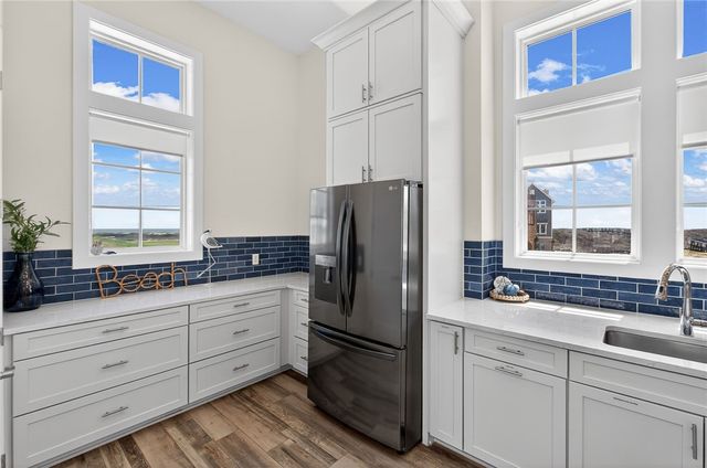 186 Sunrise Ave, Port Aransas, TX 78373