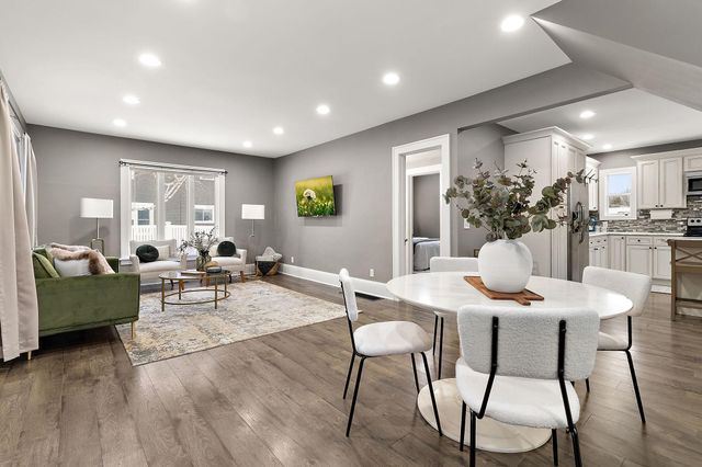 219 12th Avenue W, Alexandria, MN 56308