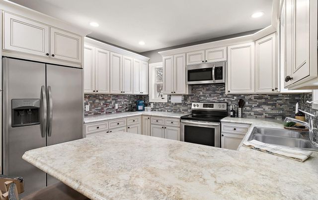 219 12th Avenue W, Alexandria, MN 56308