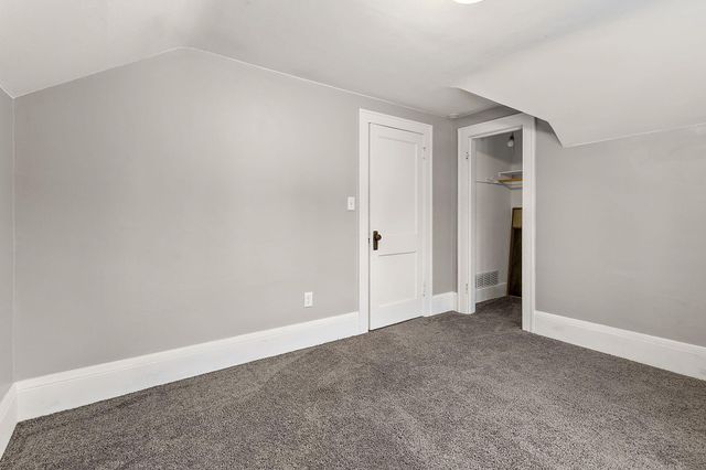 219 12th Avenue W, Alexandria, MN 56308