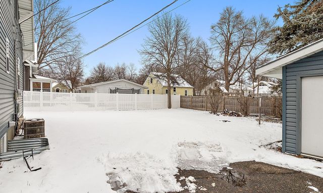 219 12th Avenue W, Alexandria, MN 56308