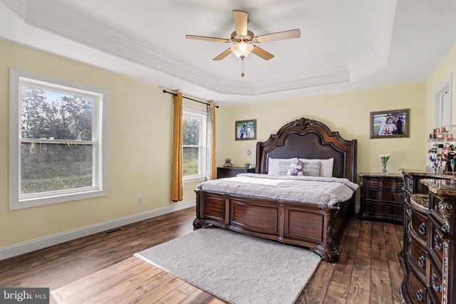 1714 TREELINE DR, Shippensburg, PA 17257