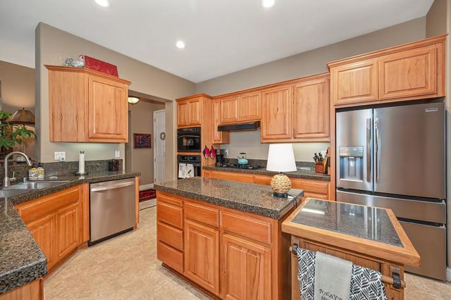 528 Oakhurst Ter, Auburn, CA 95603
