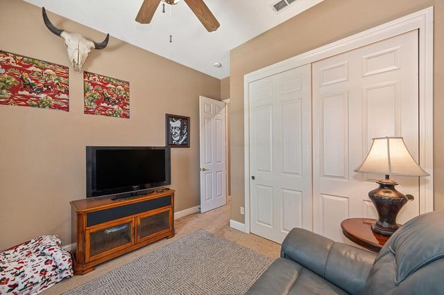 528 Oakhurst Ter, Auburn, CA 95603