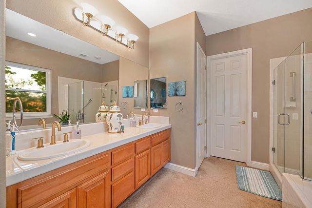528 Oakhurst Ter, Auburn, CA 95603
