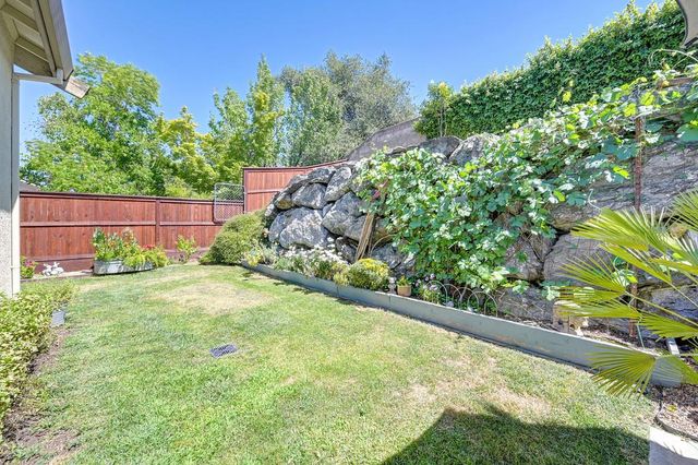 528 Oakhurst Ter, Auburn, CA 95603