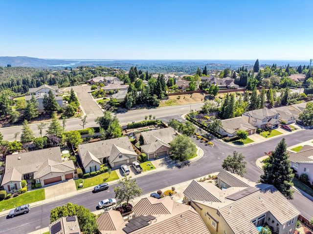 528 Oakhurst Ter, Auburn, CA 95603
