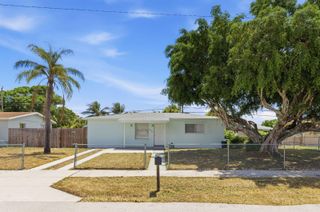 1410 NW 1st Court, Boynton Beach, FL 33435