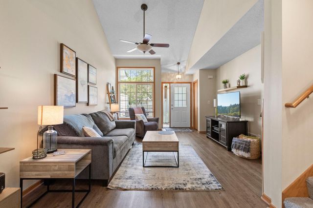 14120 Alabama Avenue S, Savage, MN 55378