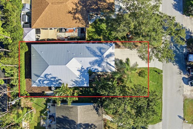 1105 Cherokee Street, Jupiter, FL 33458