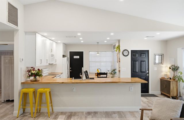 1105 Cherokee Street, Jupiter, FL 33458