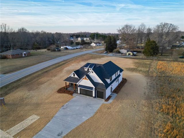 117 Hanes Lane, Lexington, NC 27295