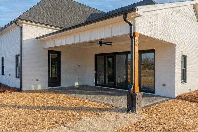 117 Hanes Lane, Lexington, NC 27295