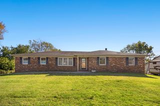 112 Hensley Heights, Harrodsburg, KY 40330
