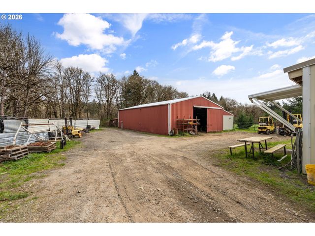 22994 REDOAK Ln, Veneta, OR 97487