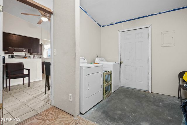 5828 BLACKHAWK Drive, El Paso, TX 79924