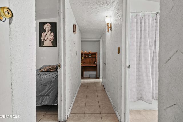 5828 BLACKHAWK Drive, El Paso, TX 79924