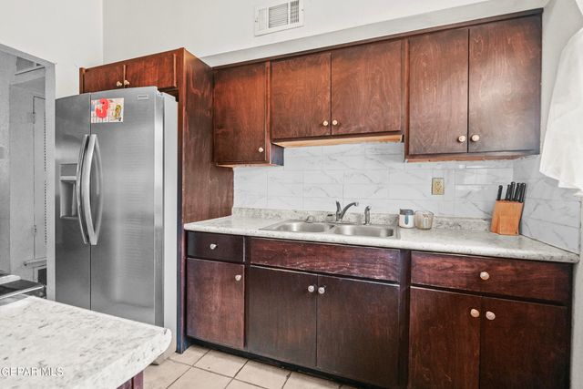 5828 BLACKHAWK Drive, El Paso, TX 79924