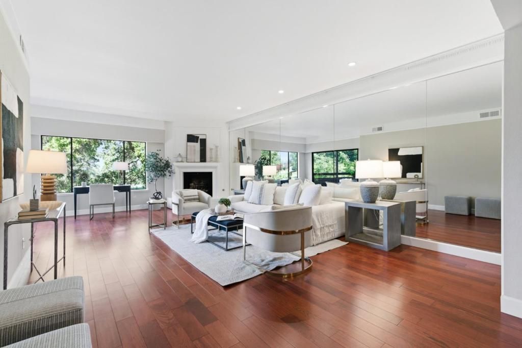 Image 1 of property listing at 1280 Sharon Park Drive 27, Menlo Park, CA 94025