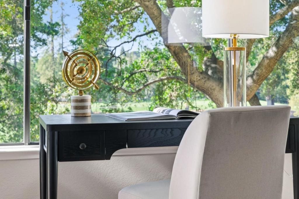 Image 13 of property listing at 1280 Sharon Park Drive 27, Menlo Park, CA 94025