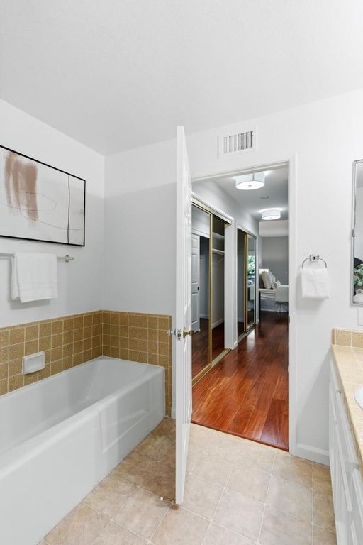 Image 42 of property listing at 1280 Sharon Park Drive 27, Menlo Park, CA 94025