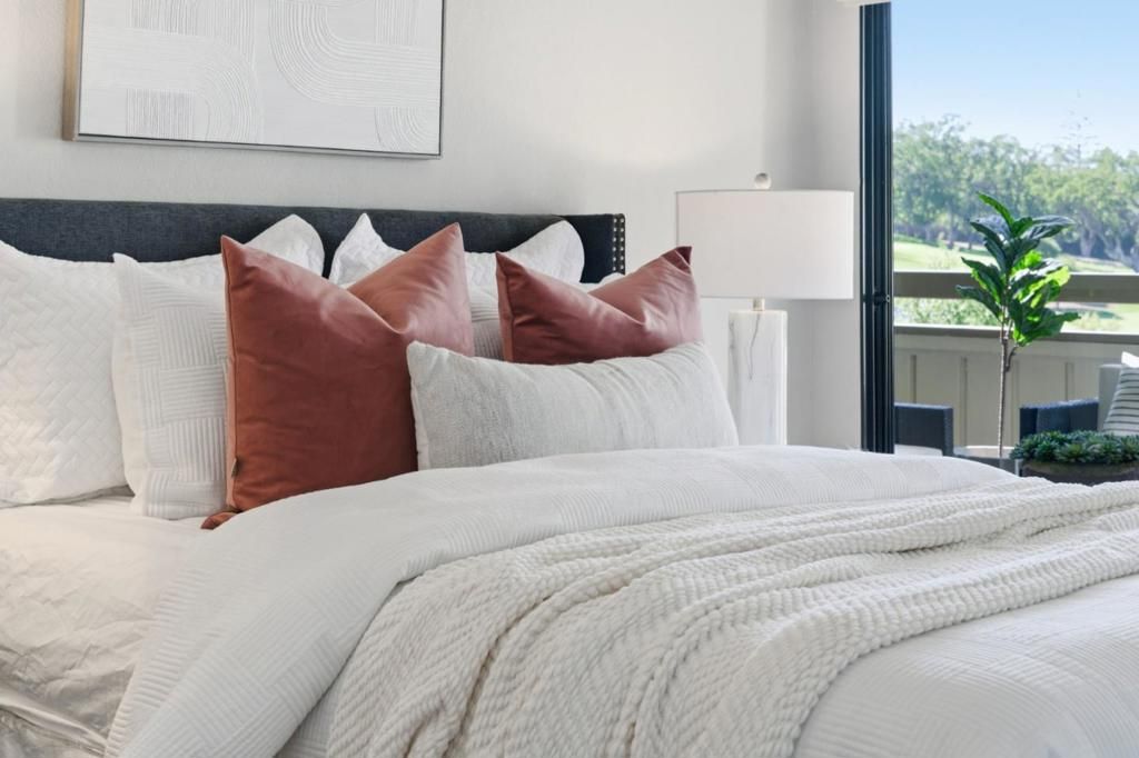 Image 44 of property listing at 1280 Sharon Park Drive 27, Menlo Park, CA 94025