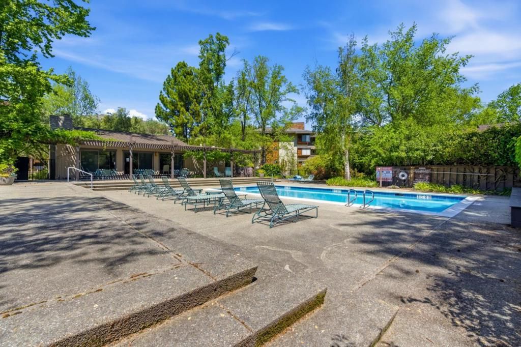 Image 62 of property listing at 1280 Sharon Park Drive 27, Menlo Park, CA 94025