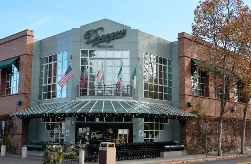 Image 72 of property listing at 1280 Sharon Park Drive 27, Menlo Park, CA 94025