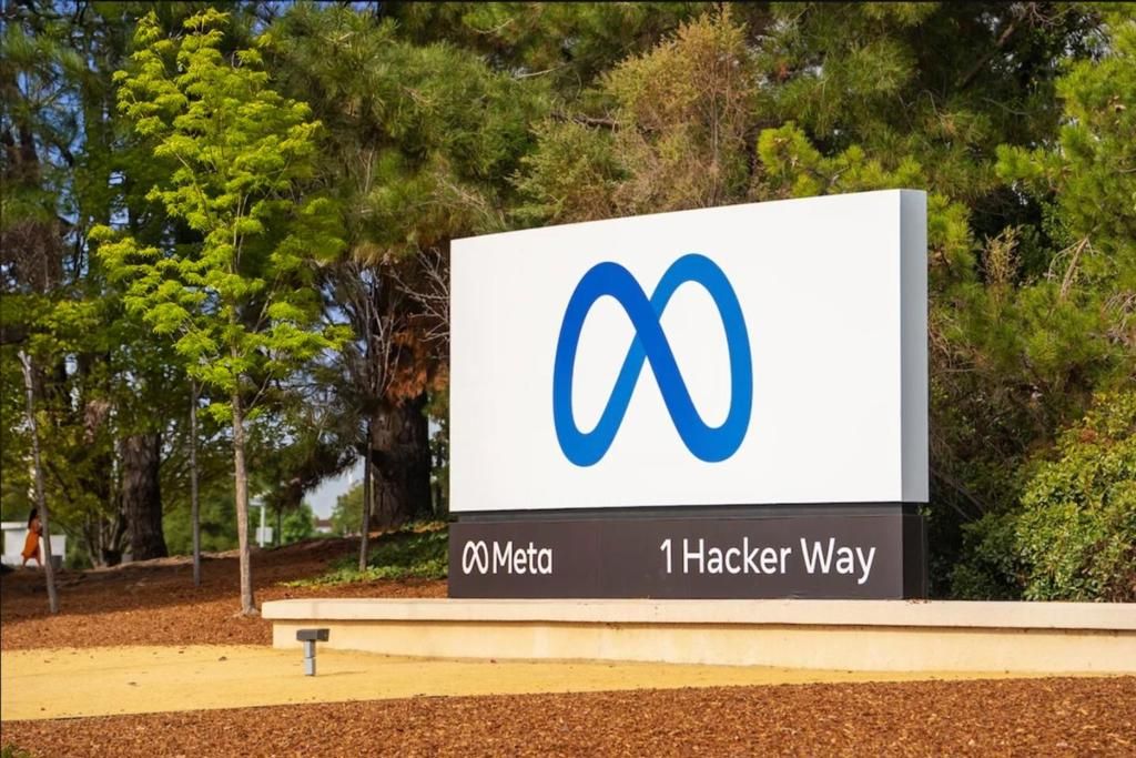 Image 74 of property listing at 1280 Sharon Park Drive 27, Menlo Park, CA 94025