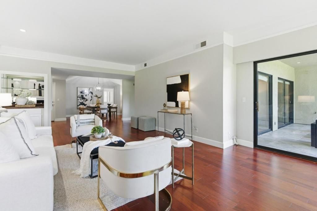 Image 8 of property listing at 1280 Sharon Park Drive 27, Menlo Park, CA 94025