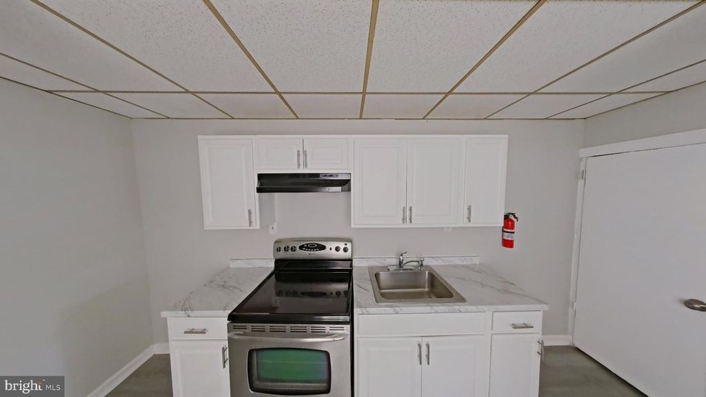 2610 W 7TH ST, CHESTER, PA 19013 — photo 4